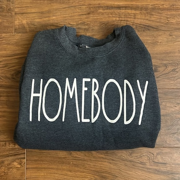 Cotton “Homebody” Graphic Sweatshirt, sz Medium. - Picture 5 of 10